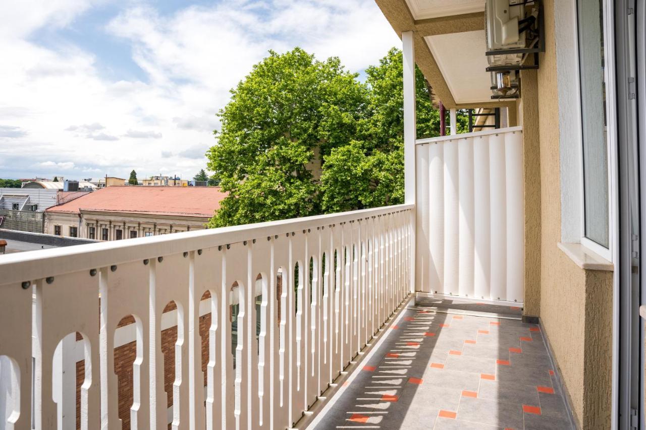 Georgian House Hotel Kutaisi Exterior foto