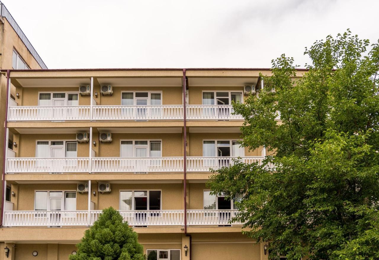Georgian House Hotel Kutaisi Exterior foto